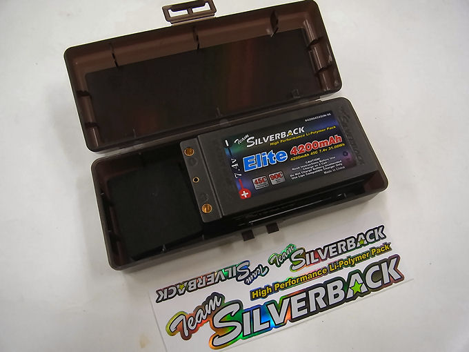 Silverback LIPOバッテリー 7.4V 4200mAh 45C（Losi Shortタイプ）